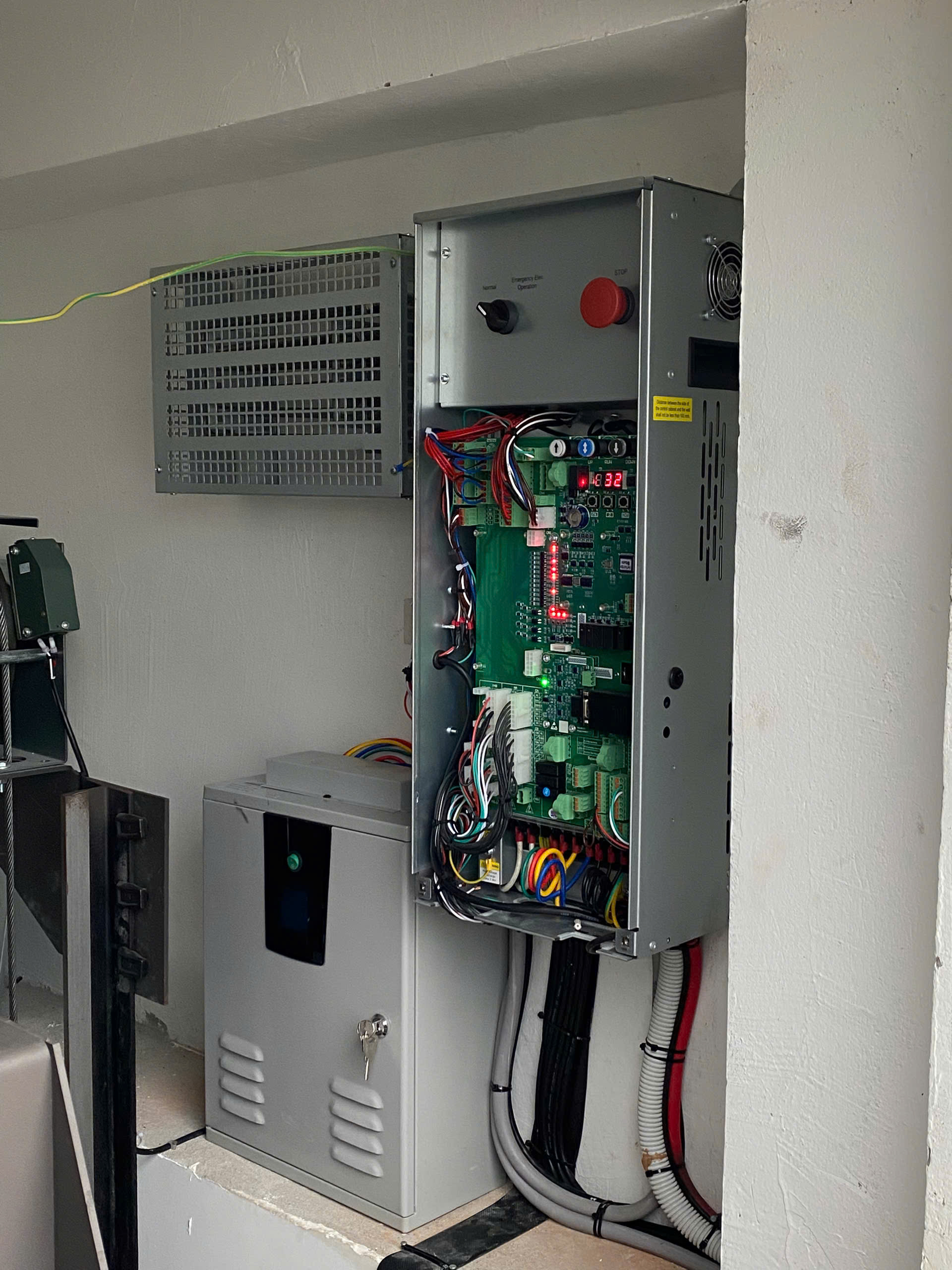 Lắp đặt tủ SmartX 5.5kW